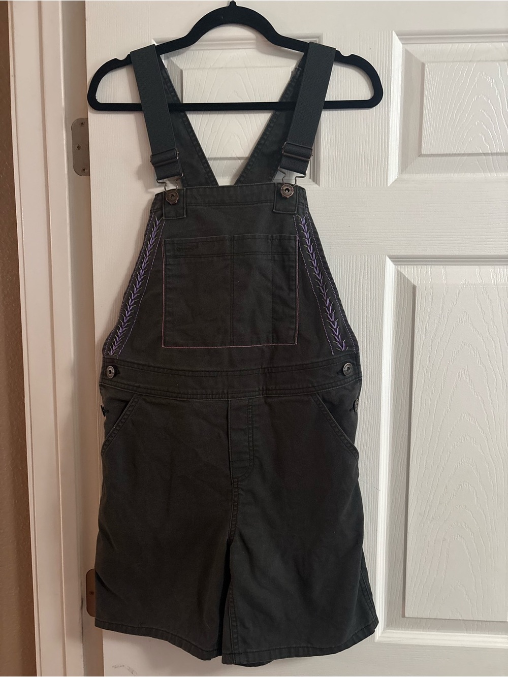 REI Cooperative short overalls embroidered pockets cottagecore gorpcore 4